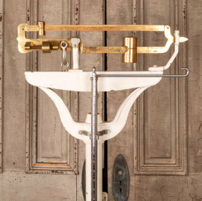 old fashioned scale